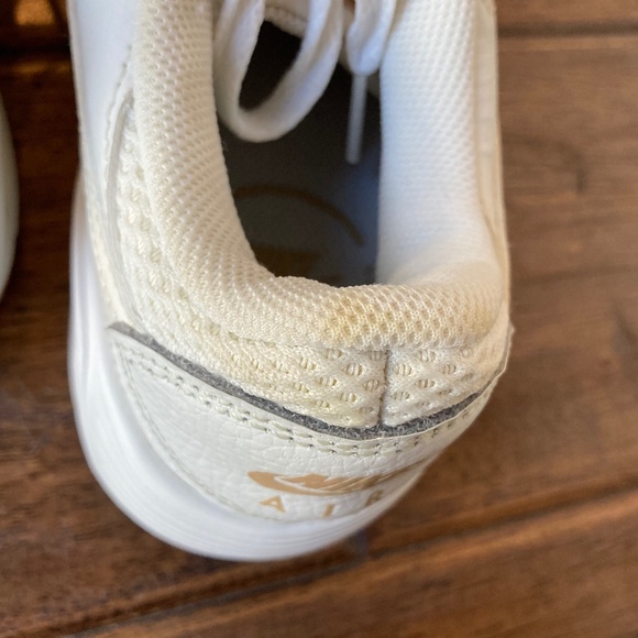 Women's Nike Air Max SC Sz 8.5 Summit White/Platinum Tint/Hemp/Sail (CW4554 108) - Picture 5 of 13